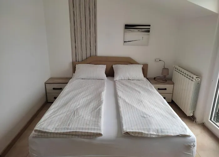 Apartments Iva