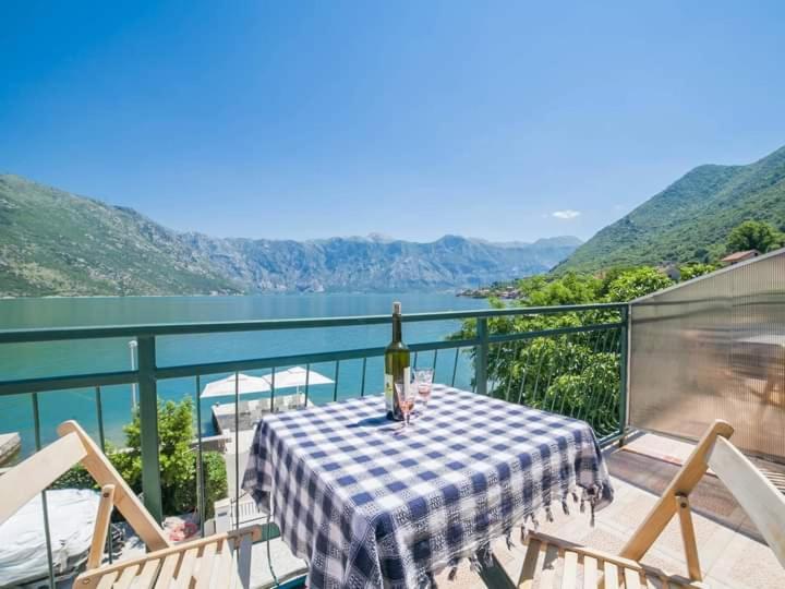 Iva Apartman *